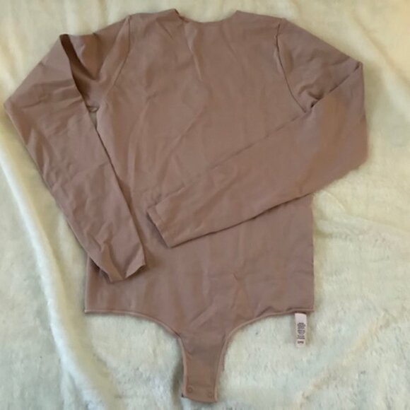 💕 SKIMS 💕 (Sandstone) Crew Neck Log Sleeve Bodysuit-NEW - Picture 5 of 7